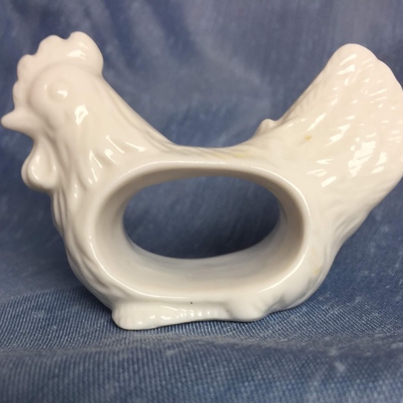 White Ceramic Rooster Napkin Rings Set of 4 - Picture 3 of 8